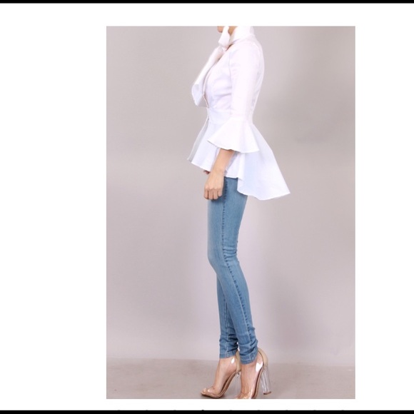 Ruffle blouse - Picture 2 of 4